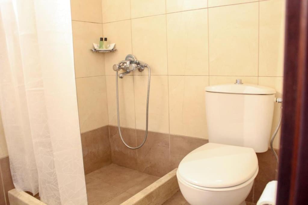 Afroditi'S Guest House Heraklion  Exterior photo